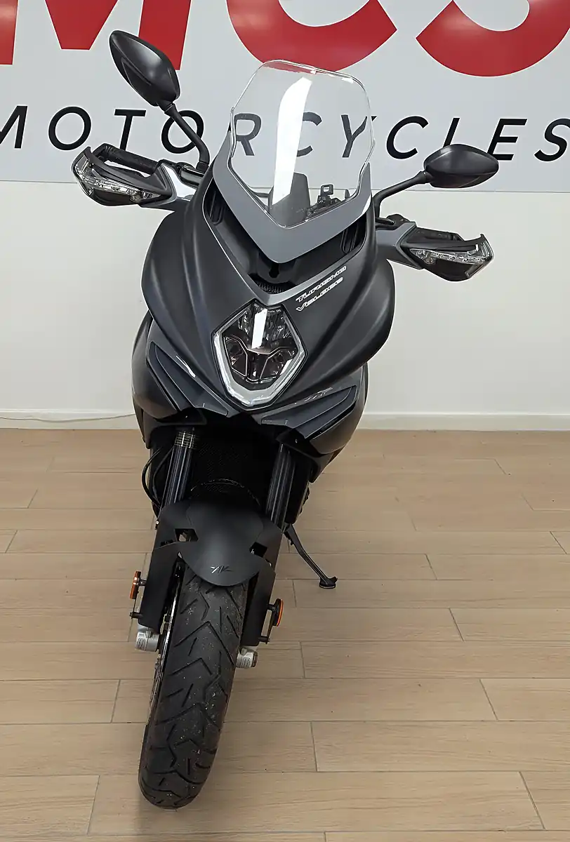 Used 2018 Mv Agusta Turismo Veloce 800 Adventure Grey - Interior and Exterior details 4