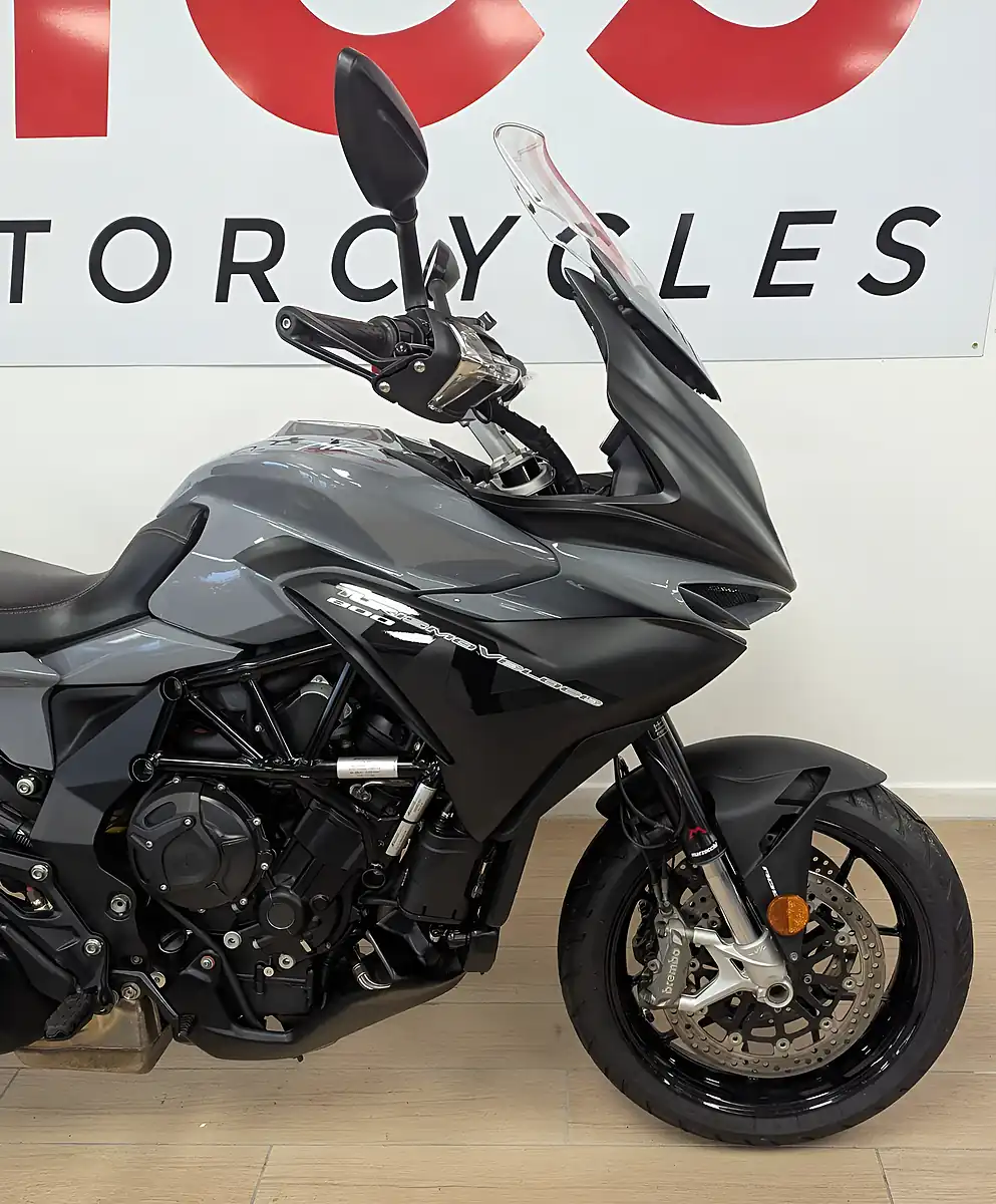 Used 2018 Mv Agusta Turismo Veloce 800 Adventure Grey - Interior and Exterior details 8