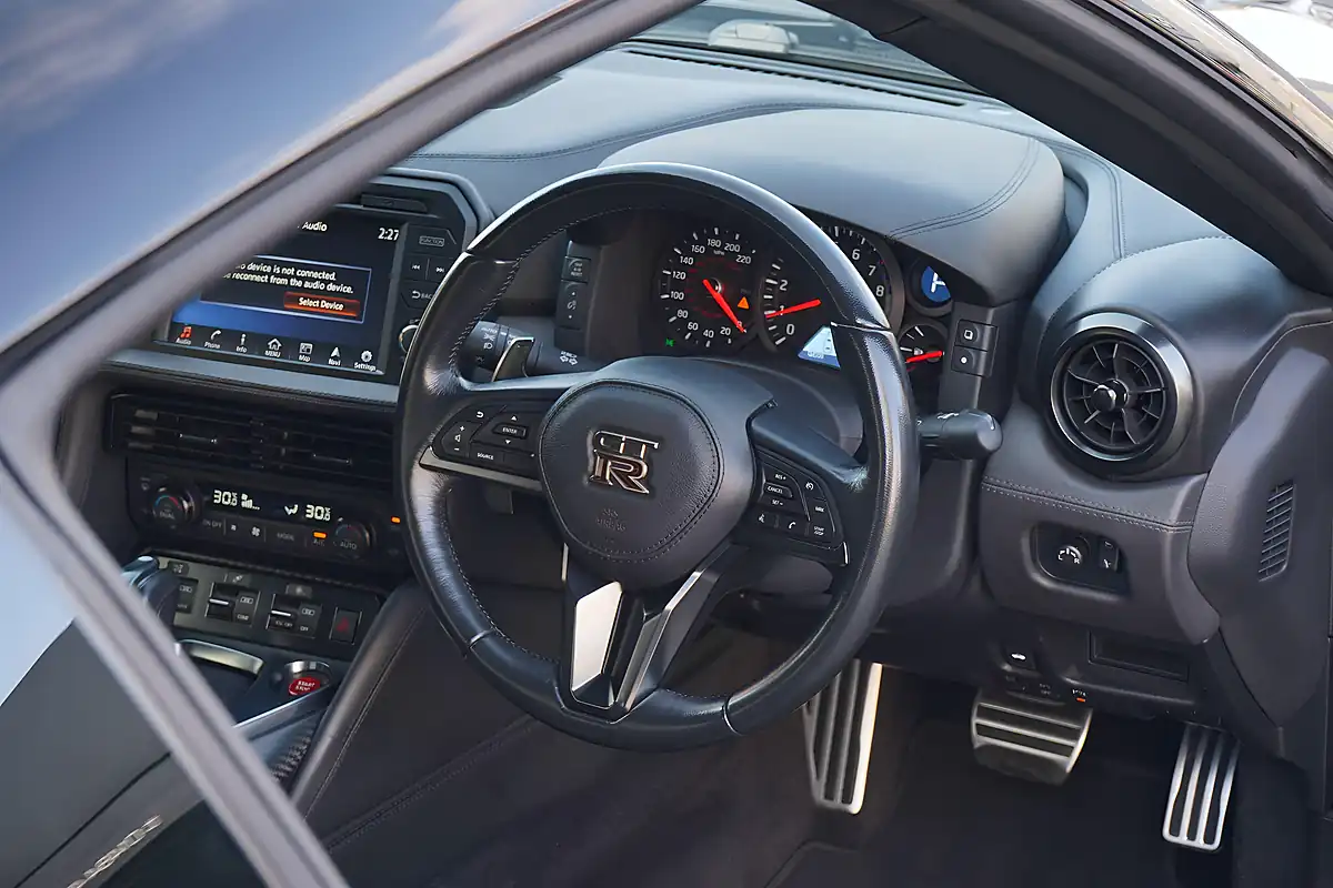 Used 2018 Nissan GT-R Prestige Black - Interior and Exterior details 15