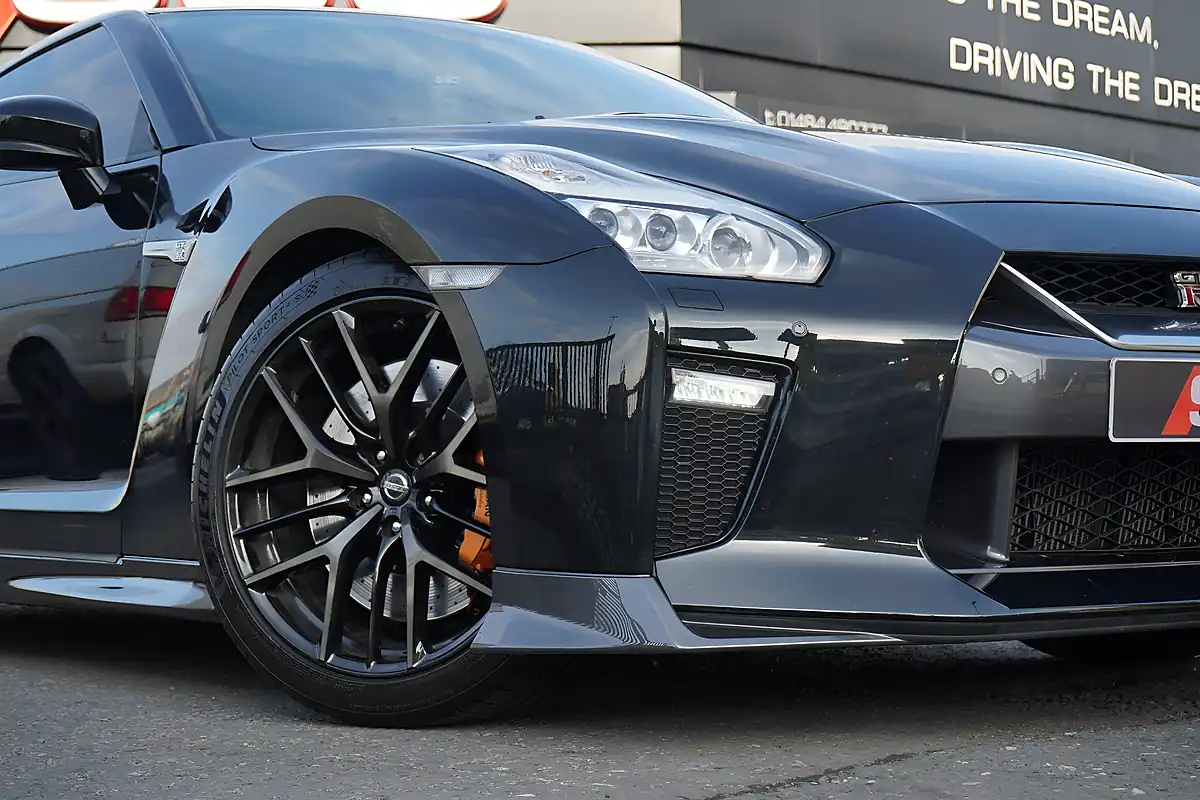 Used 2018 Nissan GT-R Prestige Black - Interior and Exterior details 19