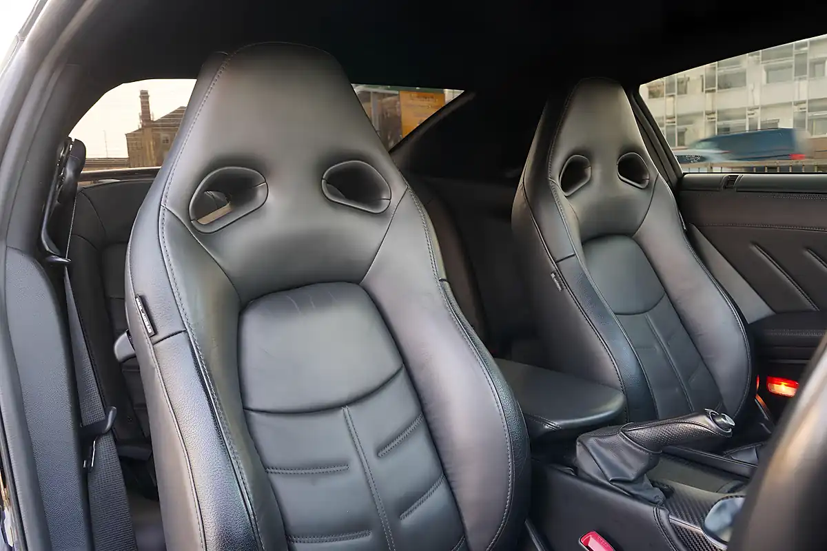 Used 2018 Nissan GT-R Prestige Black - Interior and Exterior details 3