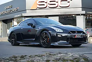 Used 2018 Nissan GT-R Prestige Black - Interior and Exterior details 4
