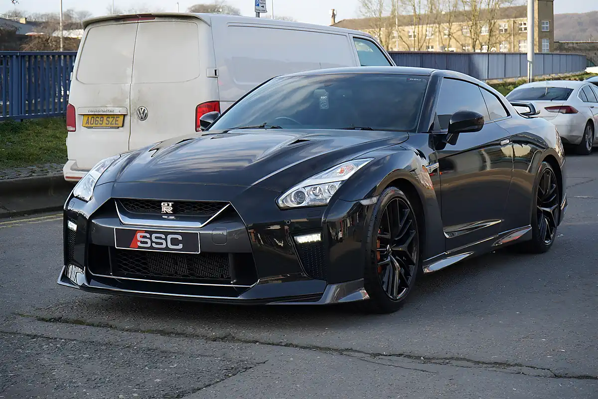 Used 2018 Nissan GT-R Prestige Black - Interior and Exterior details 6