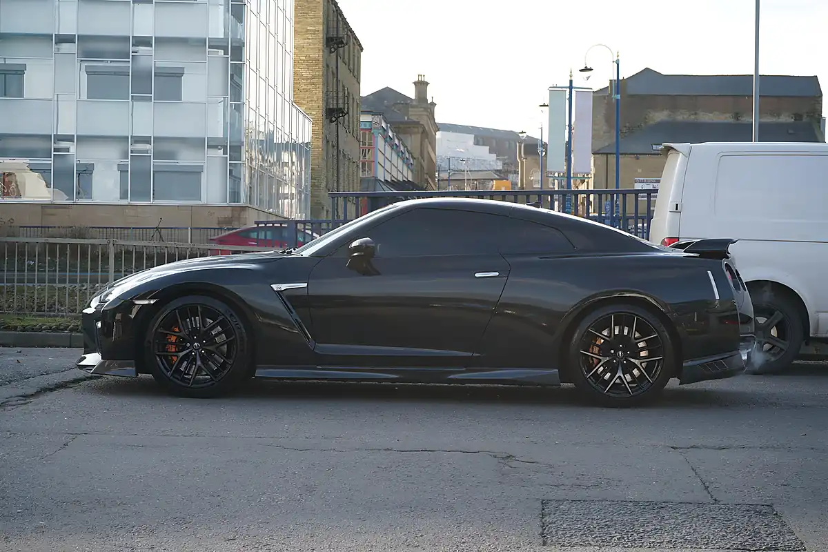 Used 2018 Nissan GT-R Prestige Black - Interior and Exterior details 9