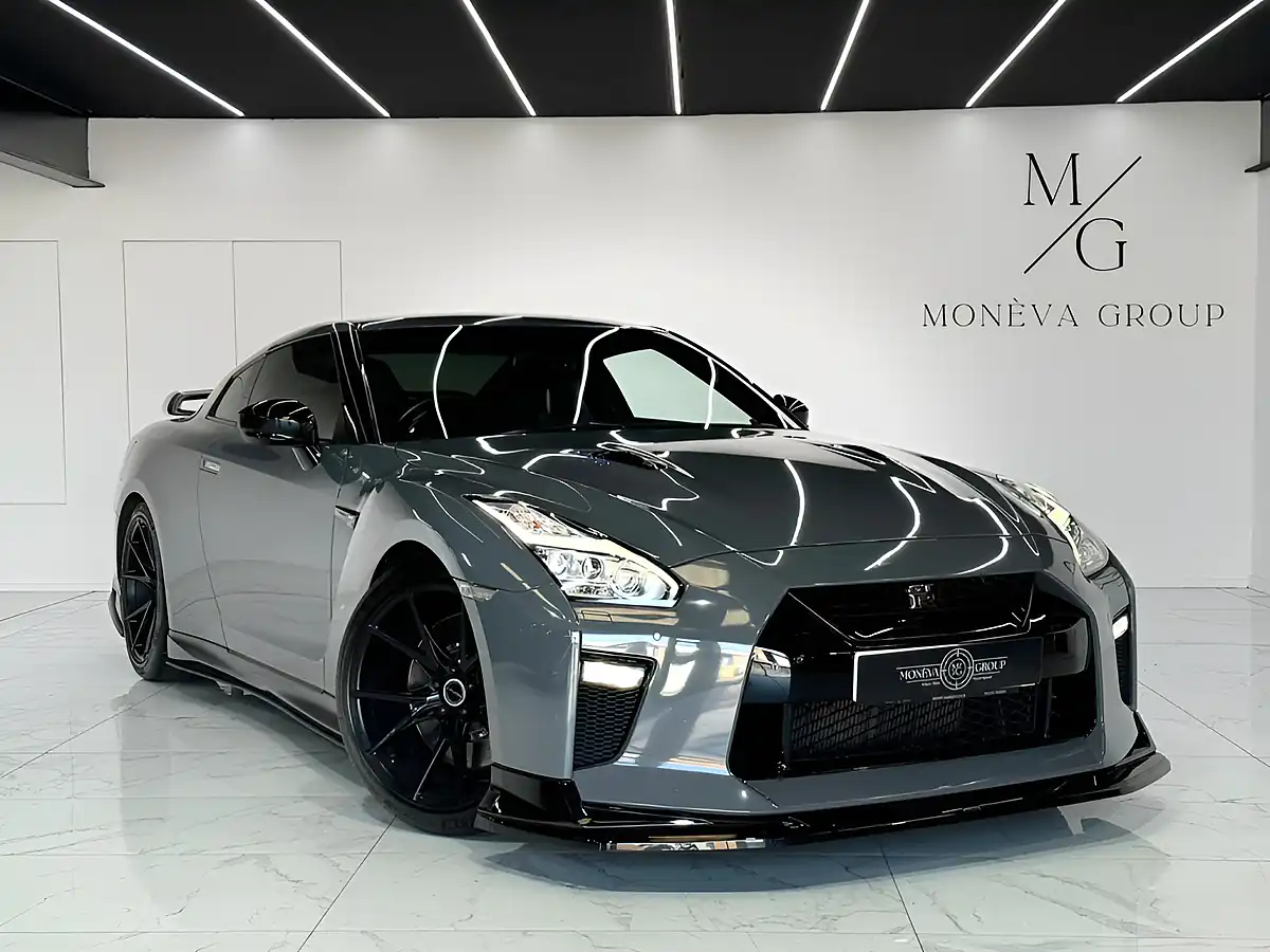 Used 2018 Nissan GT-R Prestige Prestige Grey (wrap) - Front View