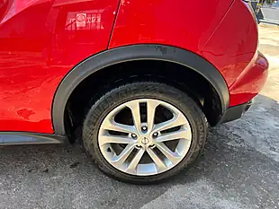 Used 2018 Nissan Juke Acenta Red - Interior and Exterior details 11