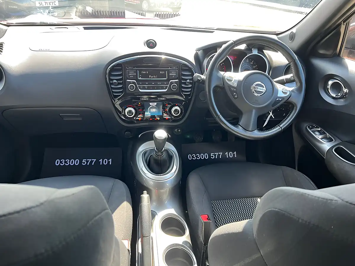 Used 2018 Nissan Juke Acenta Red - Interior and Exterior details 15