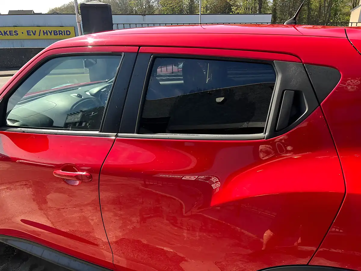Used 2018 Nissan Juke Acenta Red - Interior and Exterior details 6