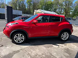 Used 2018 Nissan Juke Acenta Red - Interior and Exterior details 9