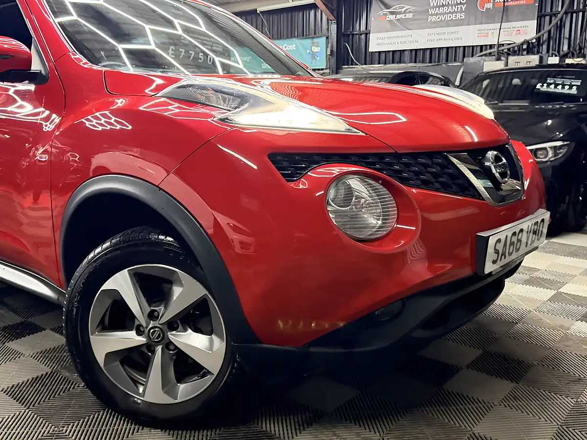 Used 2018 Nissan Juke Acenta Red - Interior and Exterior details 2