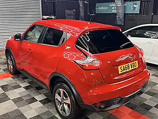Used 2018 Nissan Juke Acenta Red - Interior and Exterior details 7