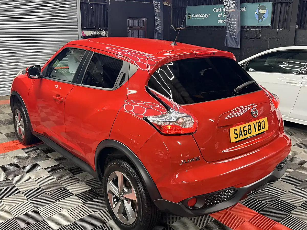 Used 2018 Nissan Juke Acenta Red - Interior and Exterior details 7