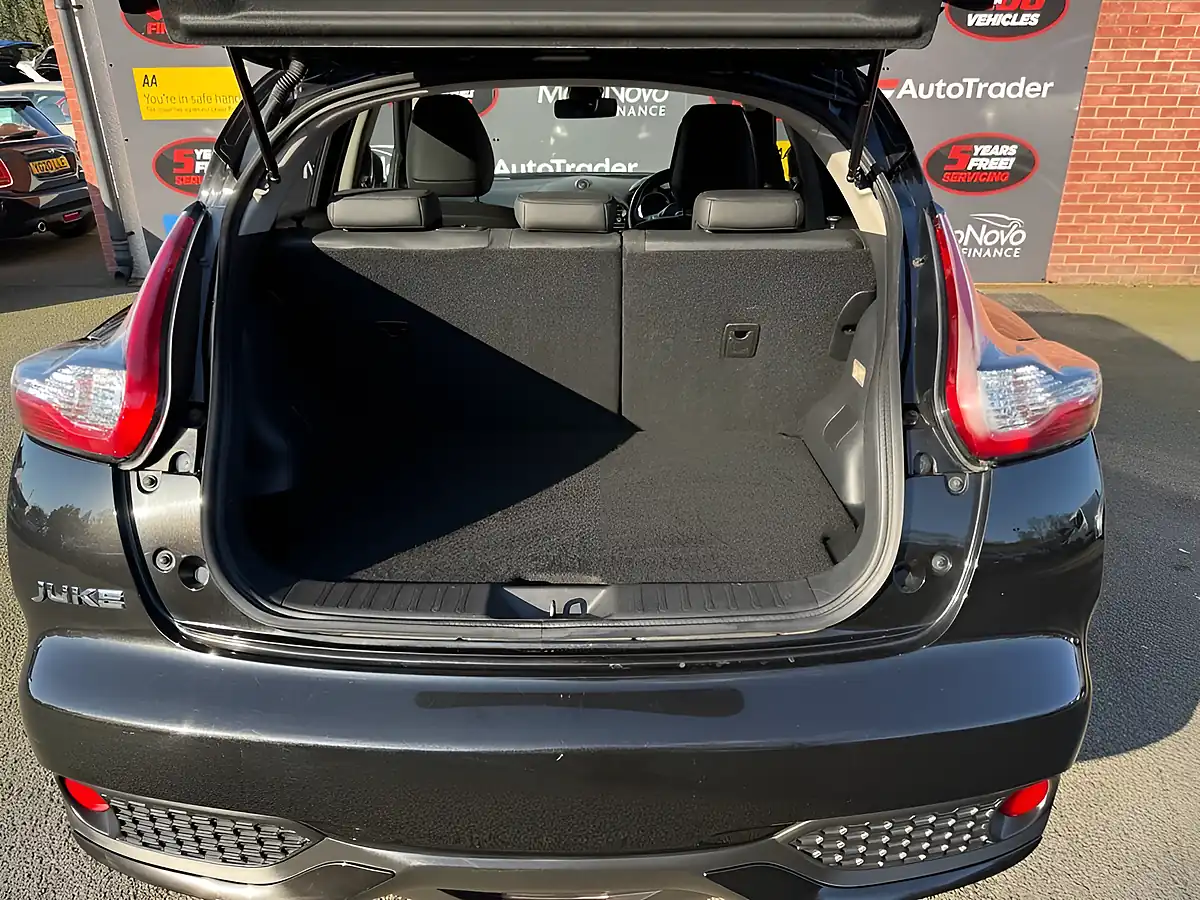 Used 2018 Nissan Juke Bose Personal Edition Black - Interior and Exterior details 9
