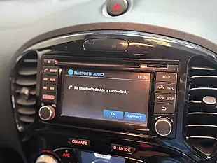 Used 2018 Nissan Juke Bose Personal Edition Blue - Interior and Exterior details 11