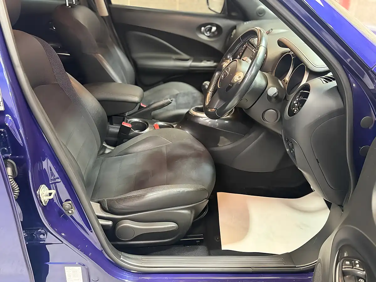 Used 2018 Nissan Juke Bose Personal Edition Blue - Interior and Exterior details 13