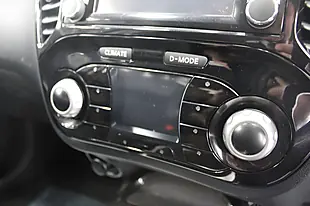 Used 2018 Nissan Juke Bose Personal Edition Blue - Interior and Exterior details 15
