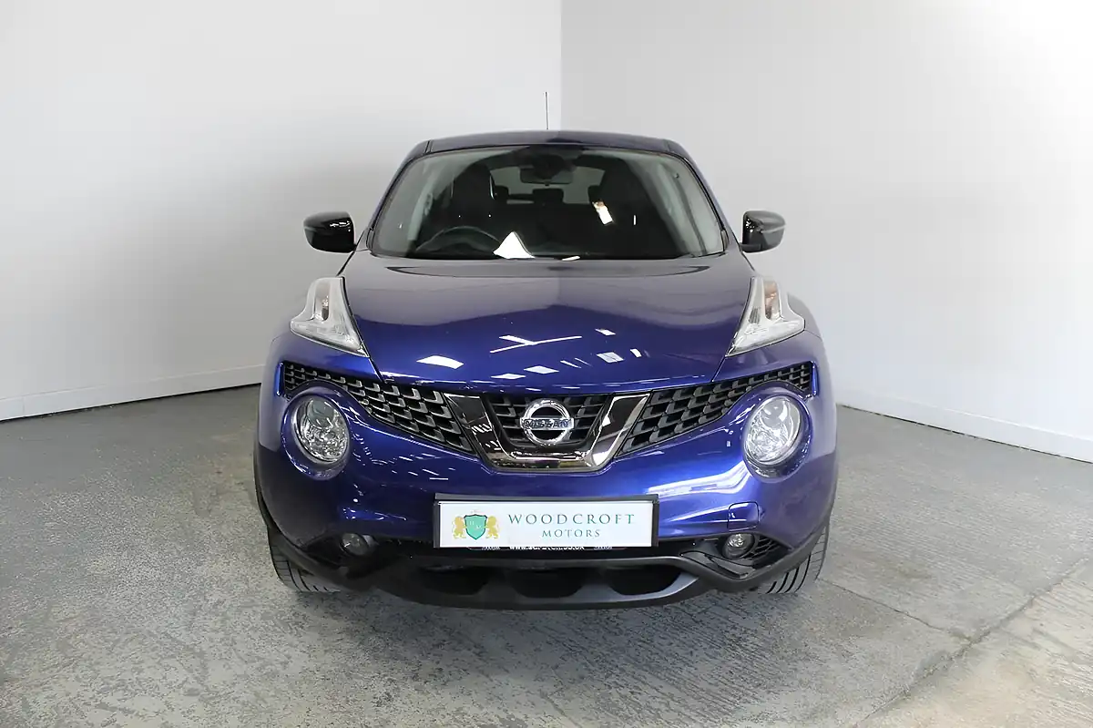 Used 2018 Nissan Juke Bose Personal Edition Blue - Interior and Exterior details 9