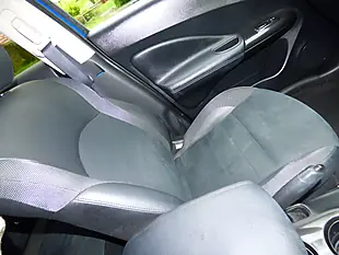 Used 2018 Nissan Juke Bose Personal Edition Blue - Interior and Exterior details 11