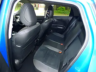 Used 2018 Nissan Juke Bose Personal Edition Blue - Interior and Exterior details 15