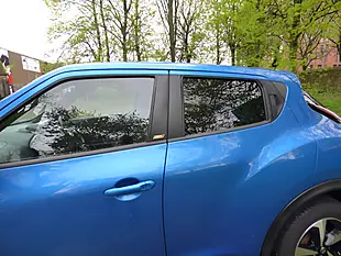 Used 2018 Nissan Juke Bose Personal Edition Blue - Interior and Exterior details 7