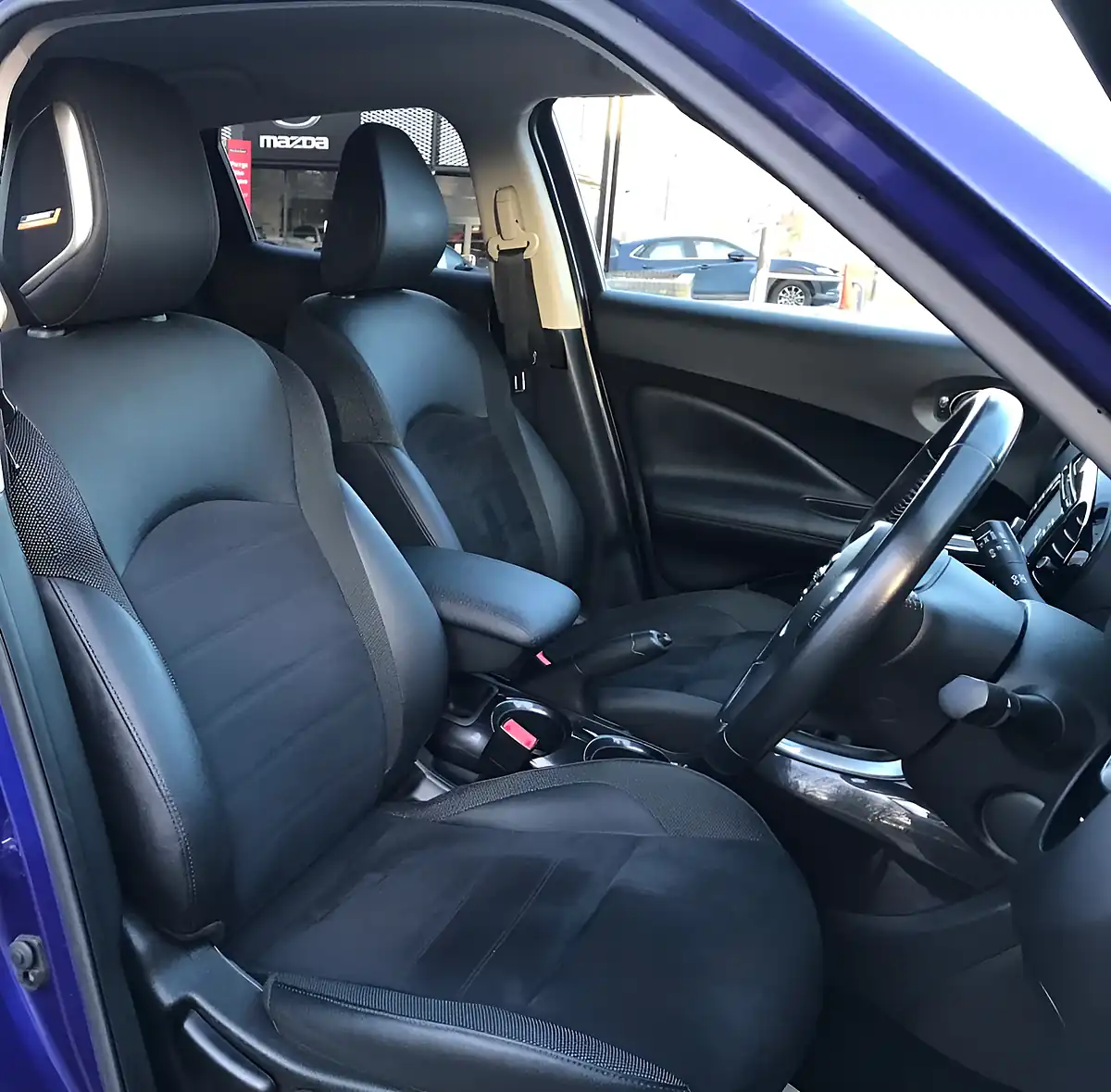 Used 2018 Nissan Juke Bose Personal Edition Inky Blue - Interior and Exterior details 12