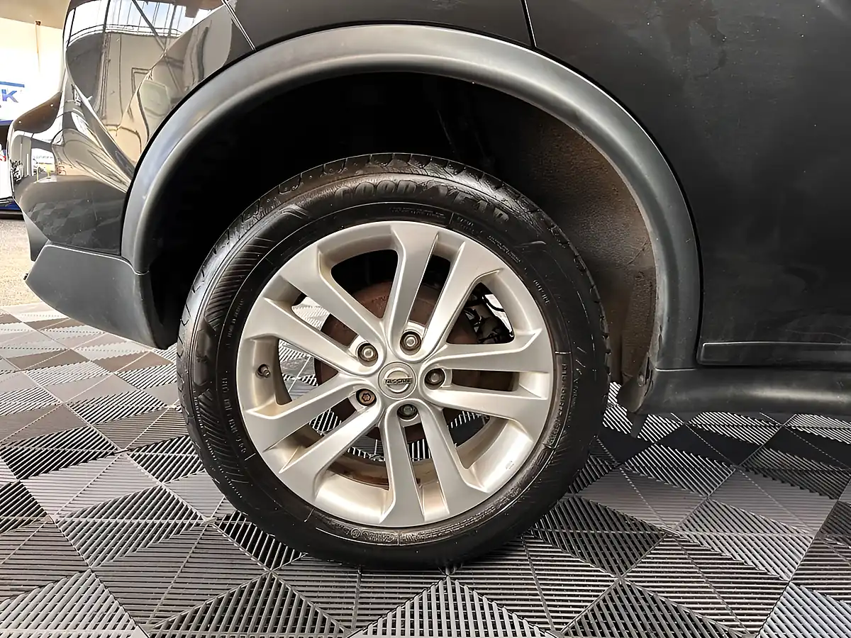 Used 2018 Nissan Juke Bose Personal Edition Metallic Black - Interior and Exterior details 13