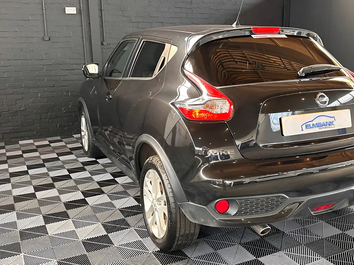 Used 2018 Nissan Juke Bose Personal Edition Metallic Black - Interior and Exterior details 15