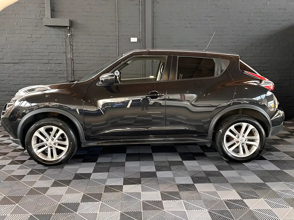 Used 2018 Nissan Juke Bose Personal Edition Metallic Black - Interior and Exterior details 8