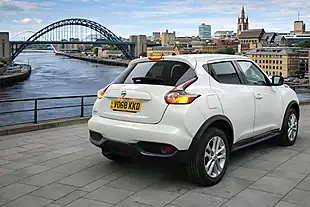 Used 2018 Nissan Juke Bose Personal Edition White - Interior and Exterior details 13