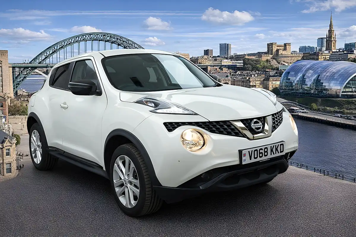 Used 2018 Nissan Juke Bose Personal Edition White - Interior and Exterior details 2
