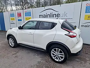 Used 2018 Nissan Juke Bose Personal Edition White - Interior and Exterior details 5