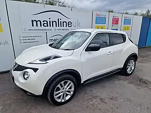 Used 2018 Nissan Juke Bose Personal Edition White - Interior and Exterior details 8