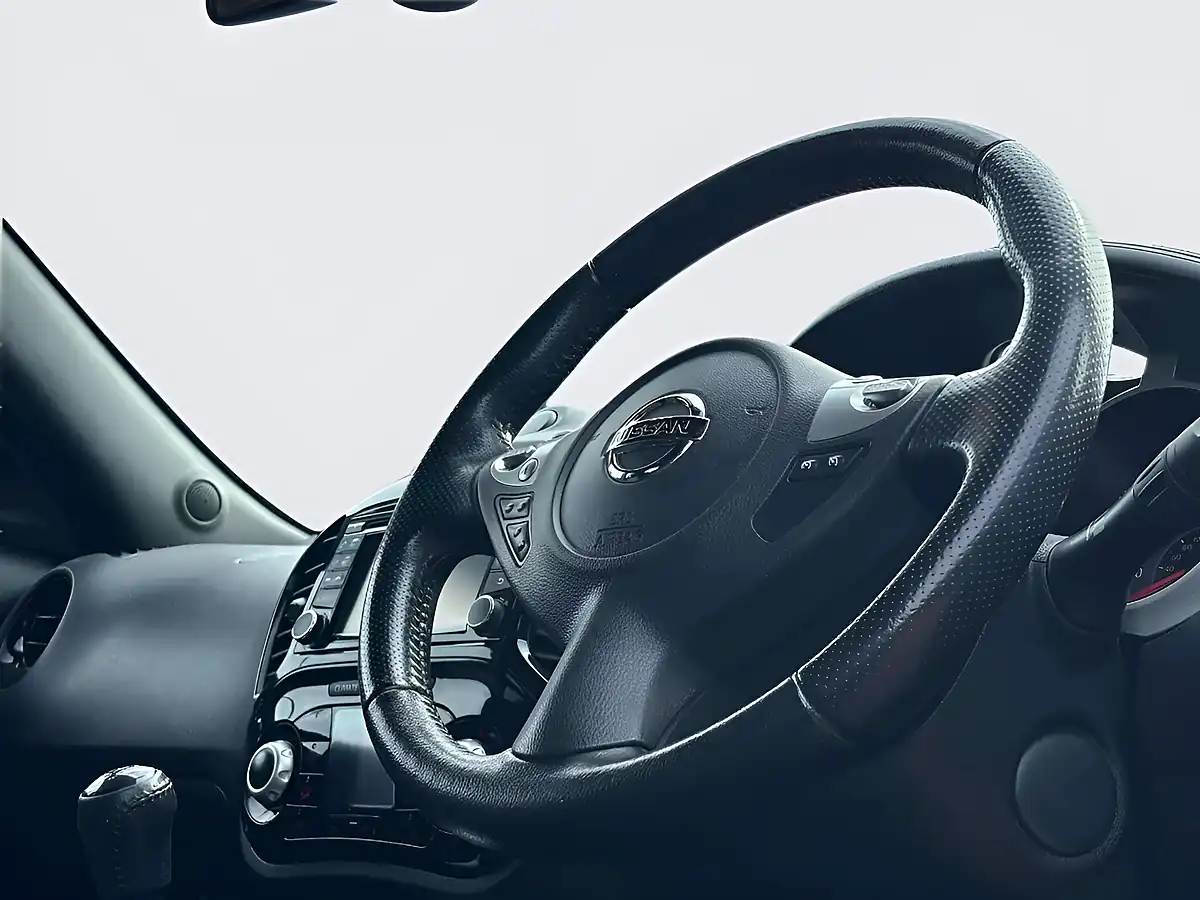Used 2018 Nissan Juke N-Connecta Black - Interior and Exterior details 12