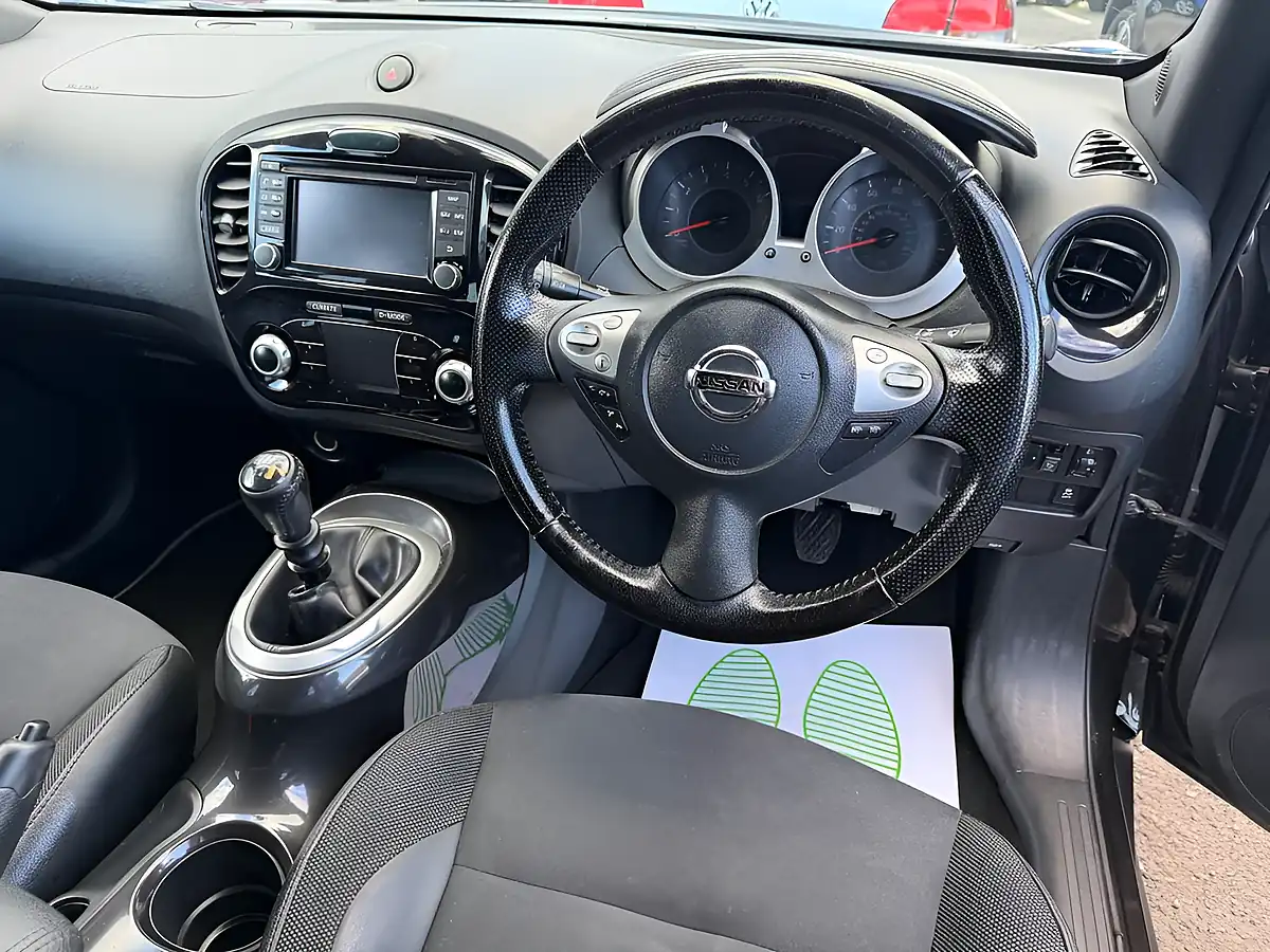Used 2018 Nissan Juke N-Connecta Black - Interior and Exterior details 11