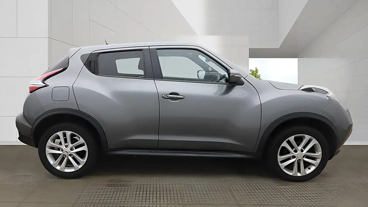 Used 2018 Nissan Juke N-Connecta Grey - Interior and Exterior details 5