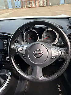 Used 2018 Nissan Juke N-Connecta Style White - Interior and Exterior details 13