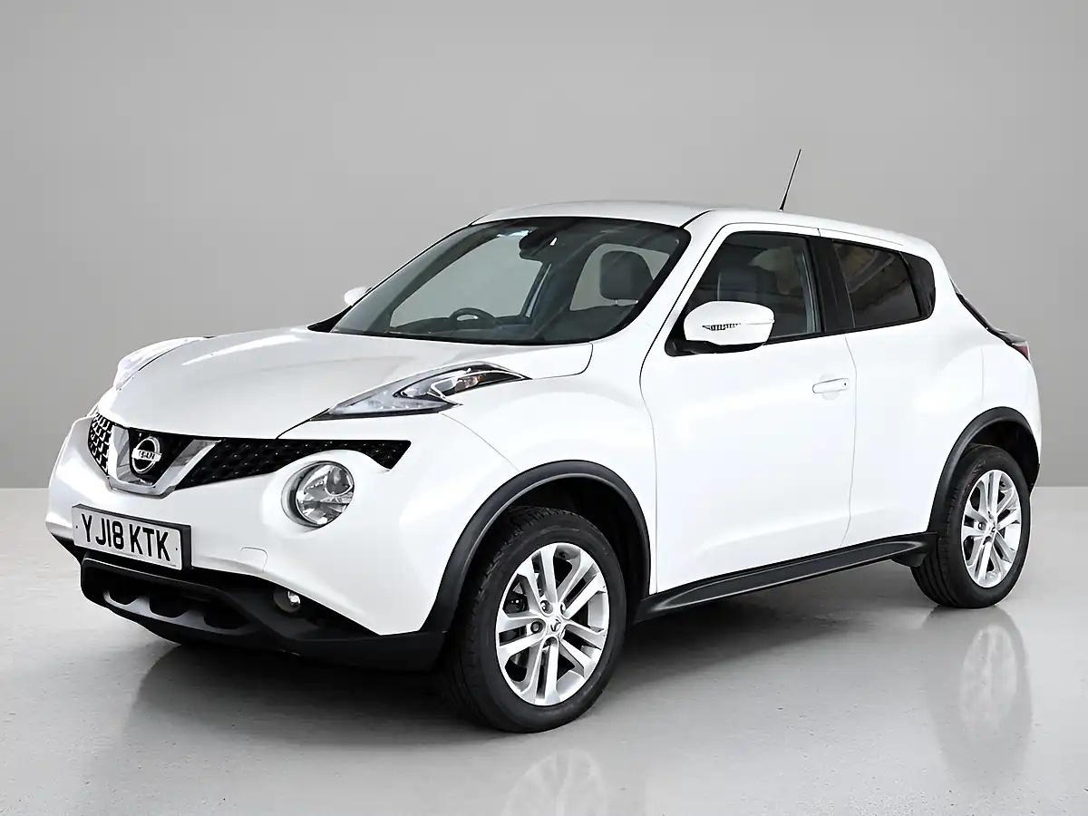 Used 2018 Nissan Juke N-Connecta White - Interior and Exterior details 3