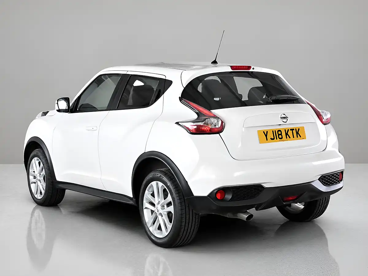 Used 2018 Nissan Juke N-Connecta White - Interior and Exterior details 4