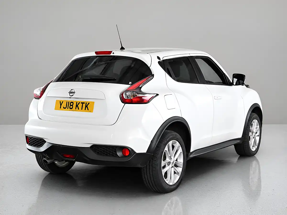 Used 2018 Nissan Juke N-Connecta White - Interior and Exterior details 5