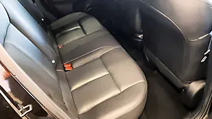 Used 2018 Nissan Juke Tekna Black - Interior and Exterior details 14