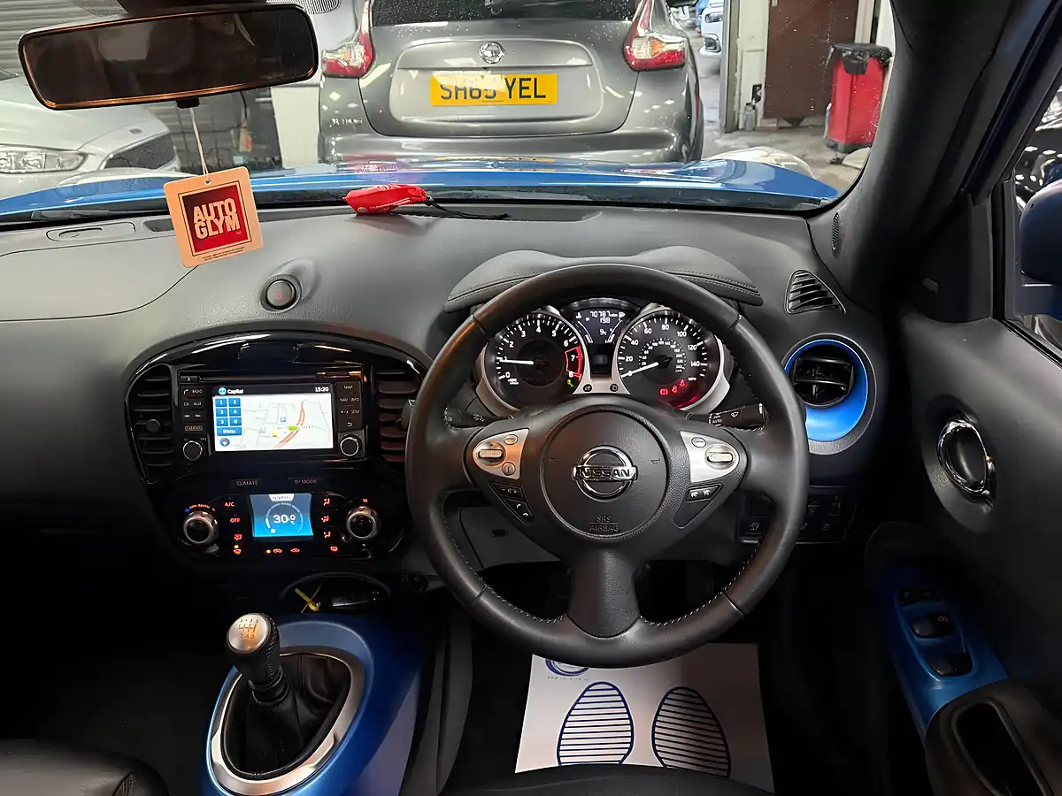 Used 2018 Nissan Juke Tekna Blue - Interior and Exterior details 10