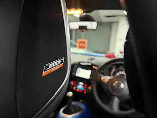 Used 2018 Nissan Juke Tekna Blue - Interior and Exterior details 9