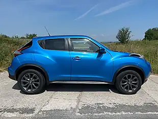 Used 2018 Nissan Juke Tekna Blue - Interior and Exterior details 2