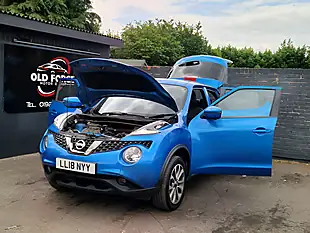Used 2018 Nissan Juke Tekna Blue - Interior and Exterior details 10