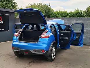 Used 2018 Nissan Juke Tekna Blue - Interior and Exterior details 12