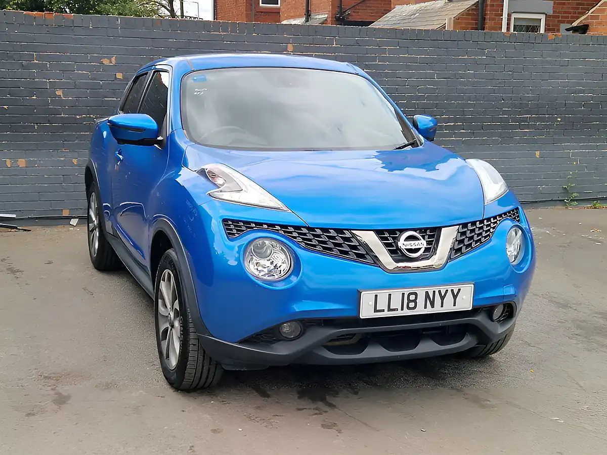 Used 2018 Nissan Juke Tekna Blue - Interior and Exterior details 3