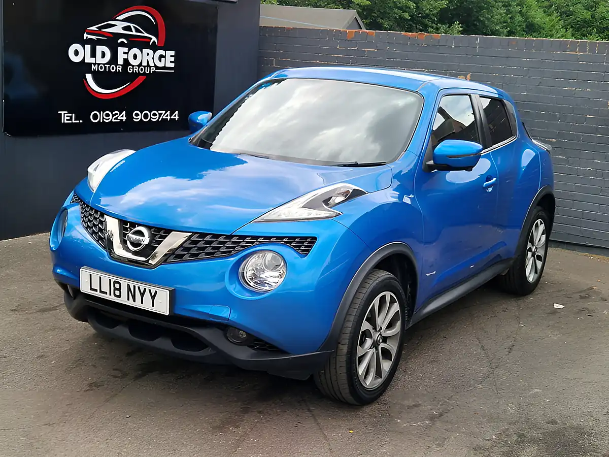 Used 2018 Nissan Juke Tekna Blue - Interior and Exterior details 5