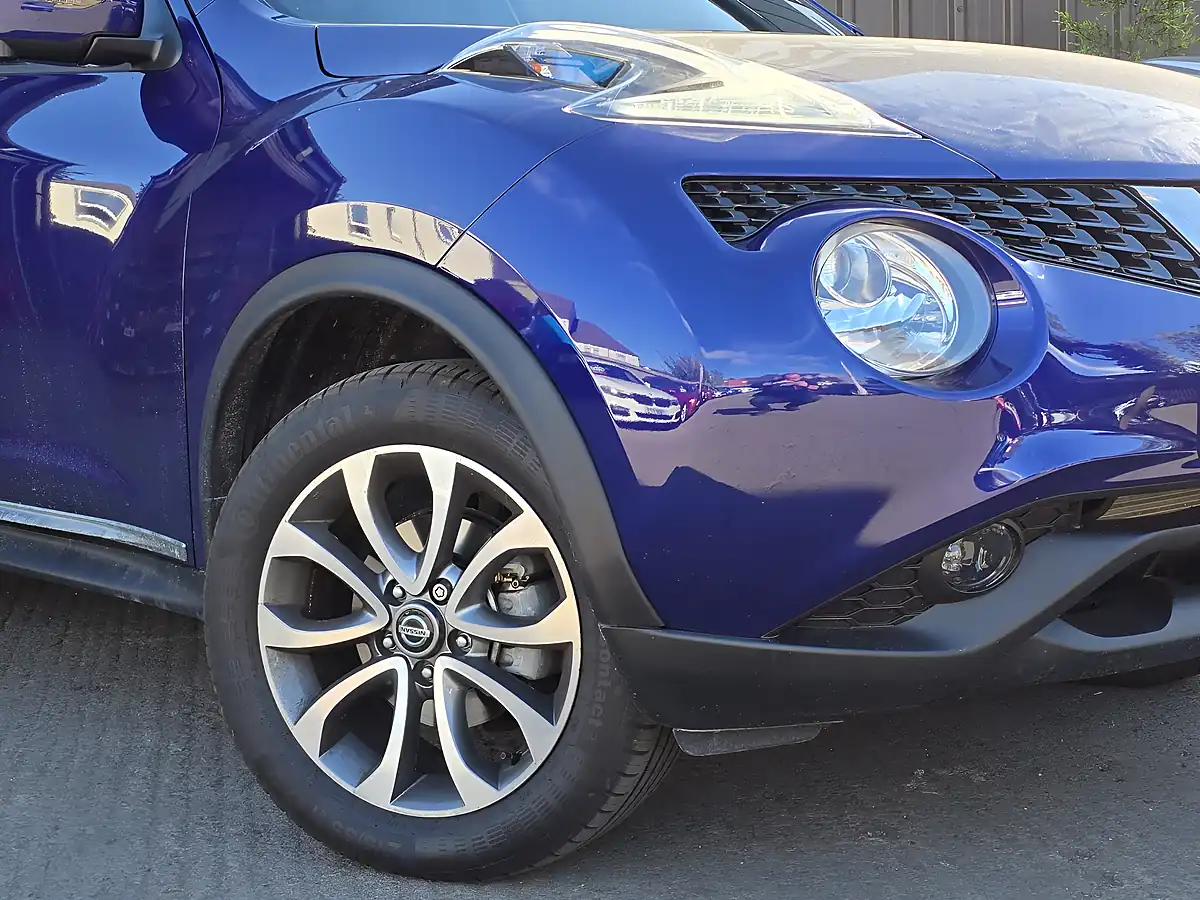 Used 2018 Nissan Juke Tekna Blue - Interior and Exterior details 2