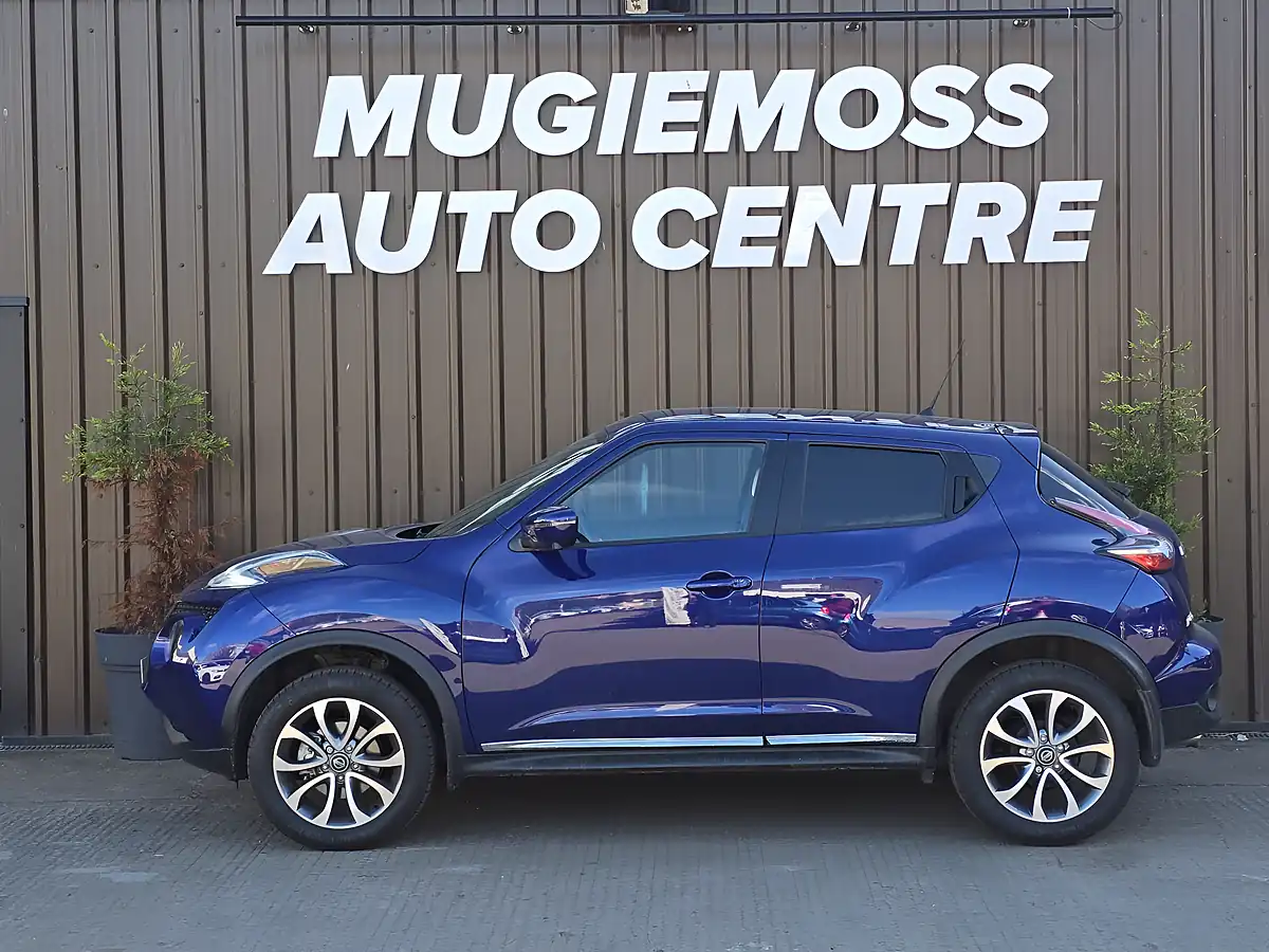 Used 2018 Nissan Juke Tekna Blue - Interior and Exterior details 4