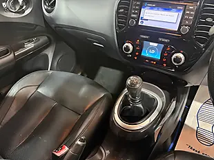 Used 2018 Nissan Juke Tekna Blue - Interior and Exterior details 15